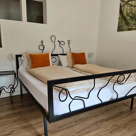 Casa Lara Apartment *